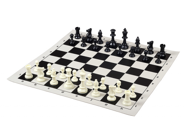 Tablero de ajedrez enrollable de vinilo, blanco / negro